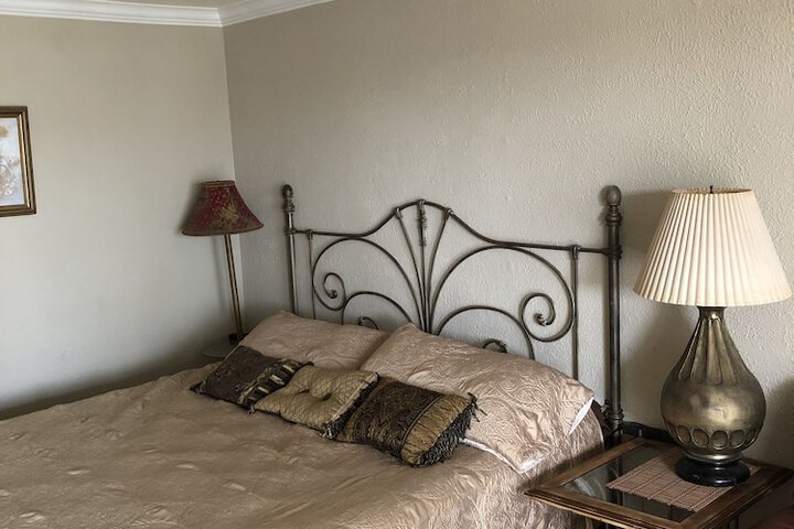 Room 153 of 182
