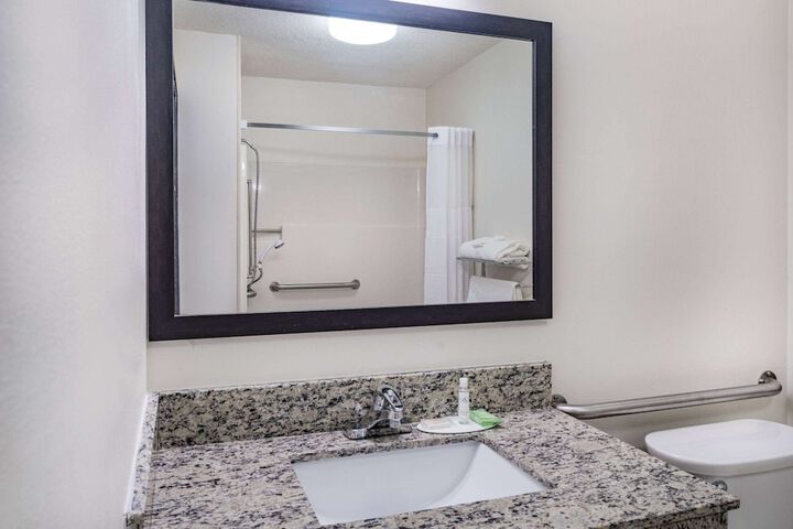 Super 8 by Wyndham Danville