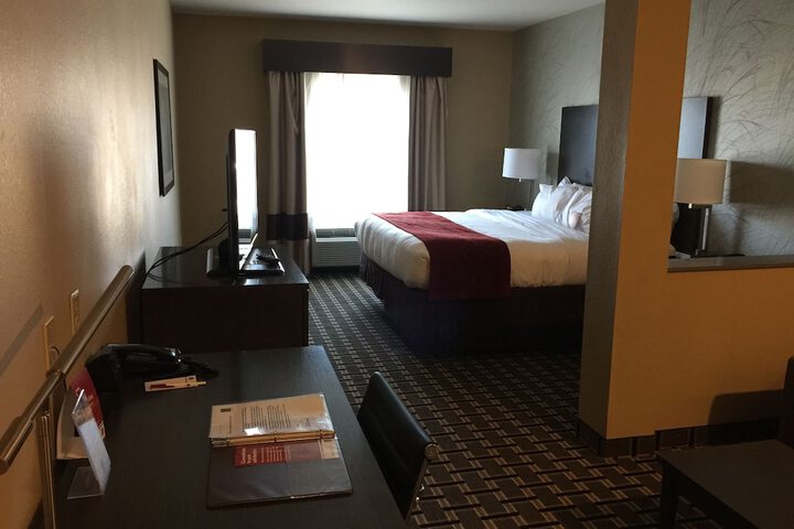 Comfort Suites Uniontown