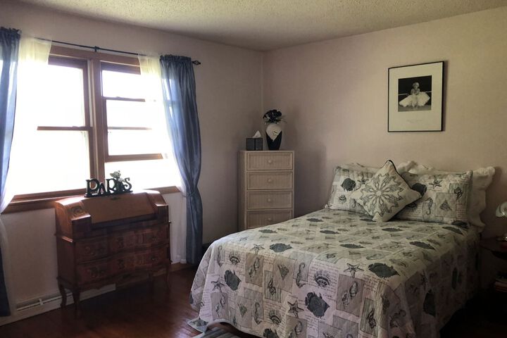 3-Bedroom Lakefront House