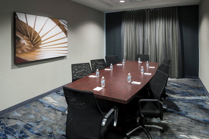 Fairfield Inn & Suites by Marriott Orlando at SeaWorld