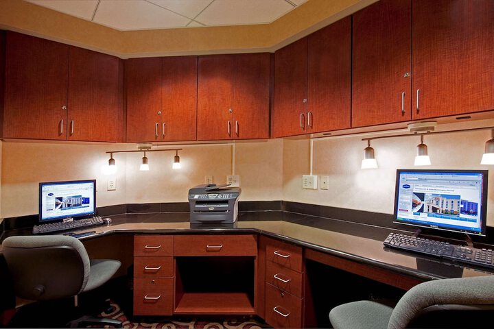 Business Center 42 of 42