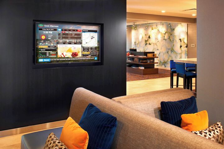 Courtyard by Marriott Cincinnati-Covington