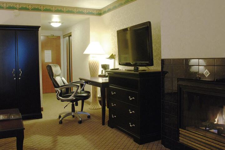 Room 7 of 38