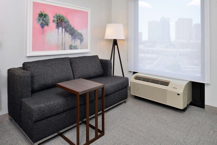Room 43 of 71