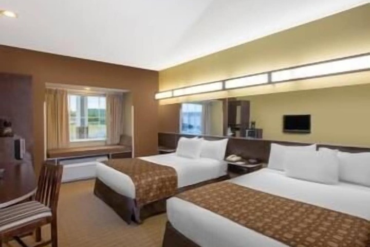 Room 5 of 23