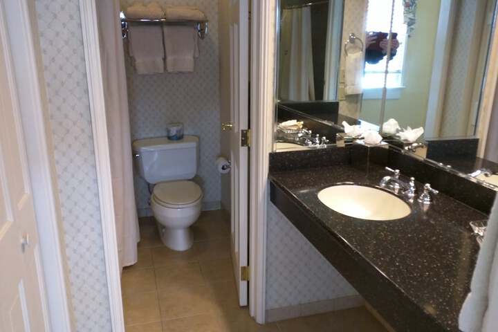 Room 15 of 25