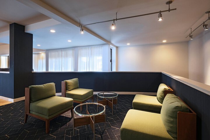 Hotel Interior 5 of 28