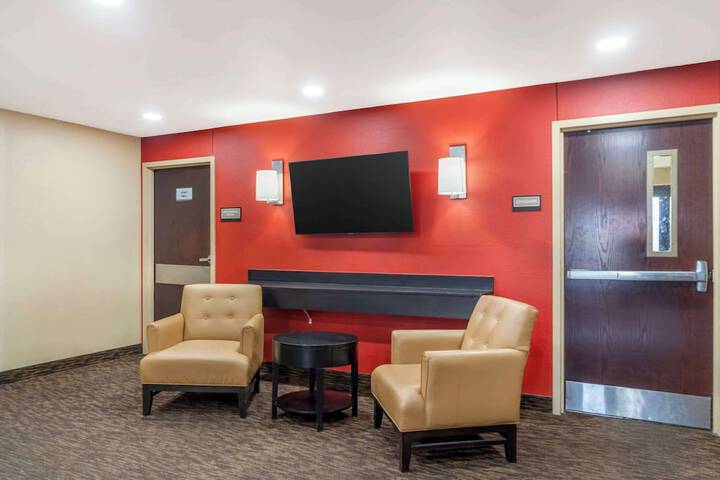 Hotel Interior 12 of 27