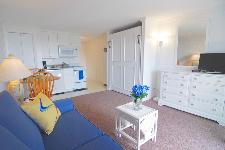 Sandcastle Resort and Club