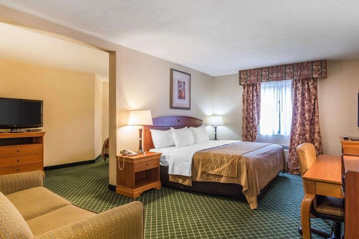 Room 16 of 24
