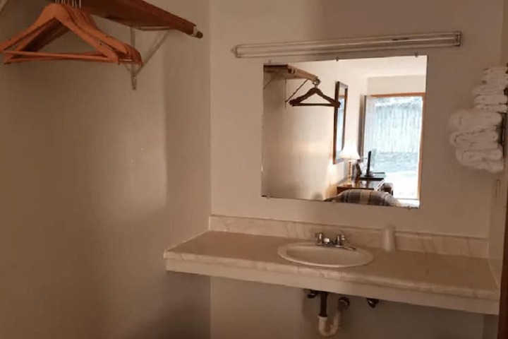 Room 47 of 54