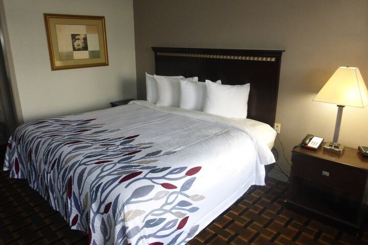 Room 18 of 24