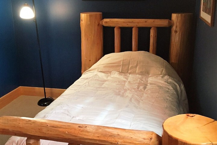 Room 5 of 20