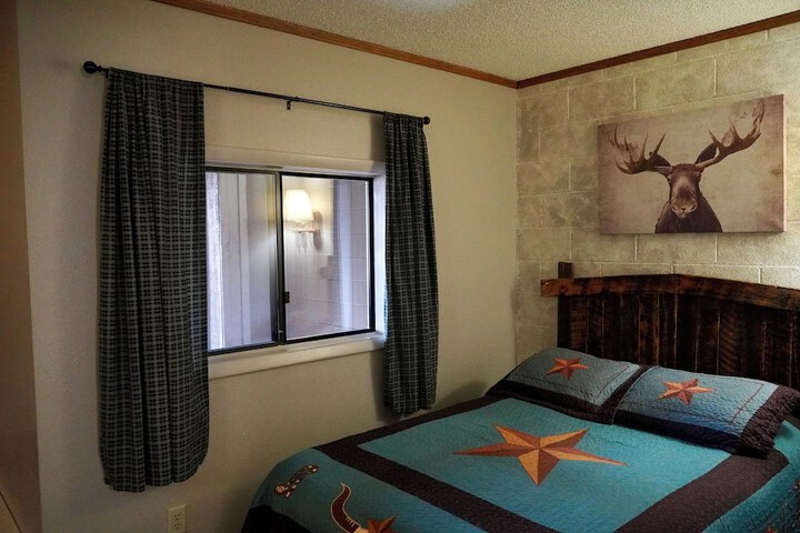 Room 36 of 66