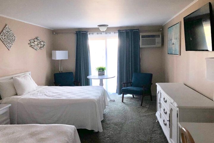 Room 51 of 75