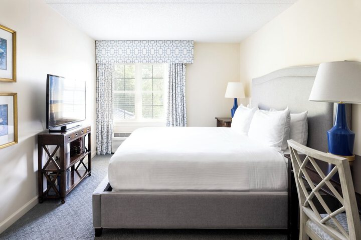 Room 27 of 109