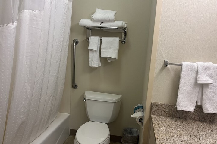 Room 30 of 111