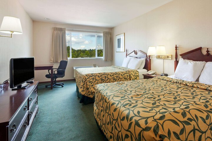 Room 8 of 39