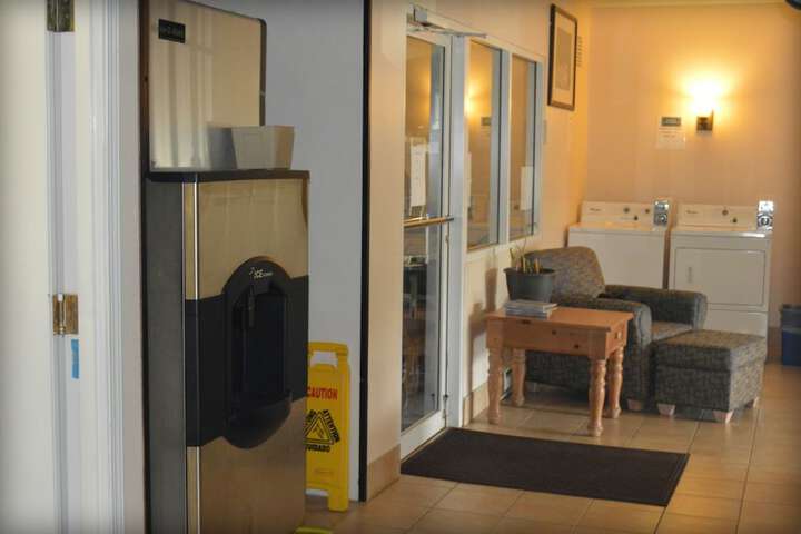 Hotel Interior 7 of 51