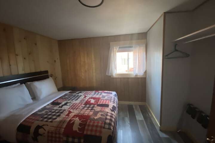 Room 94 of 110