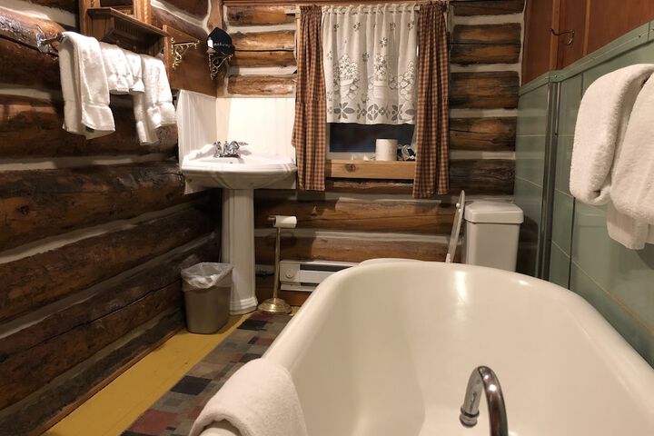 The Historic Madison Hotel Motel