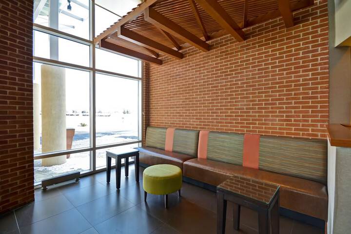 Hyatt Place Chicago / Naperville/Warrenville