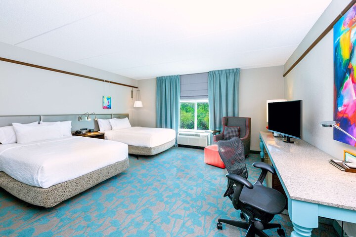 Room 14 of 83