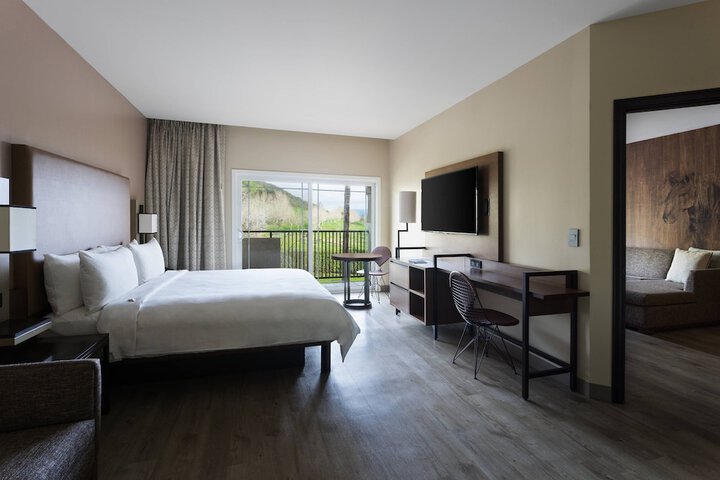 Room 30 of 57
