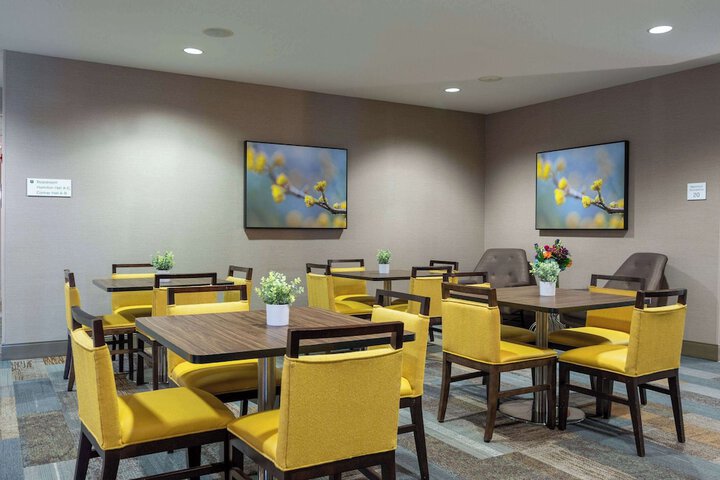 Wyndham Noblesville