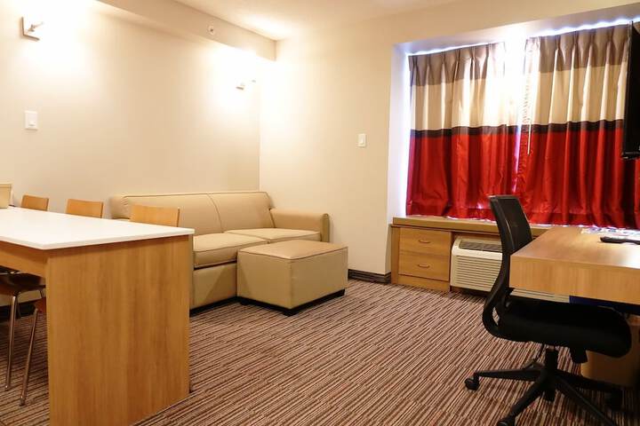Room 40 of 71