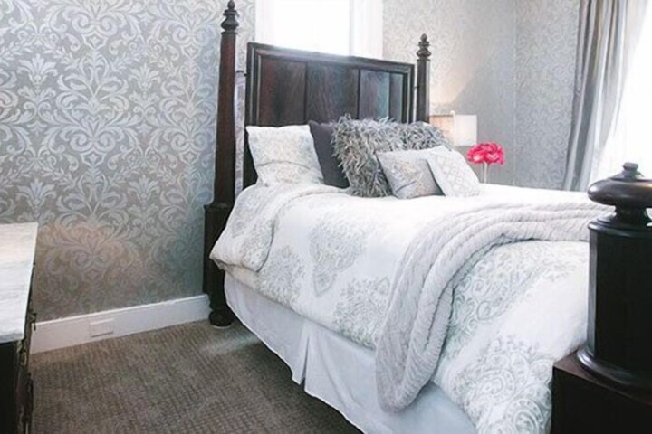 Room 15 of 46