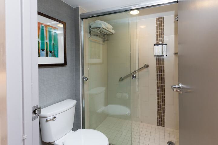 Hyatt Place Roanoke Airport / Valley View Mall