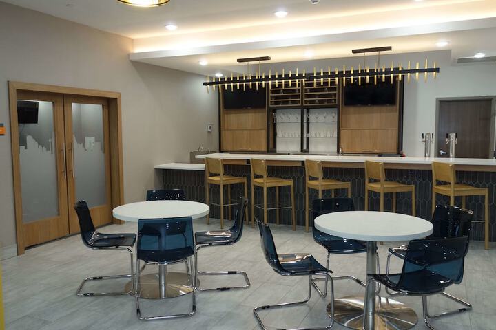 Hotel Interior 10 of 48