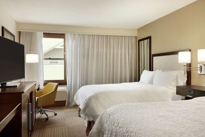 Hampton Inn & Suites Springdale