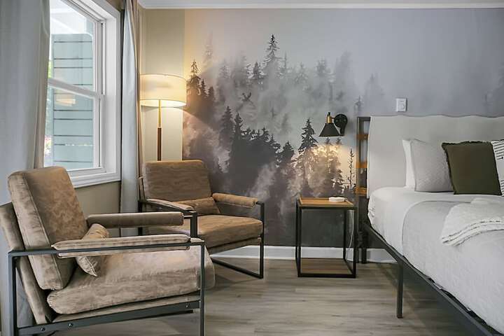 Room 54 of 112