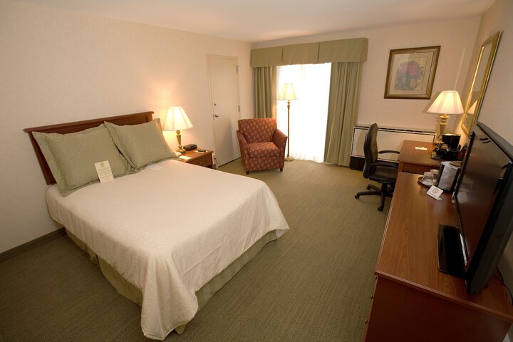 Room 18 of 36