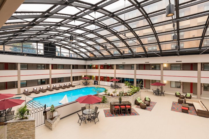 Pool 12 of 72