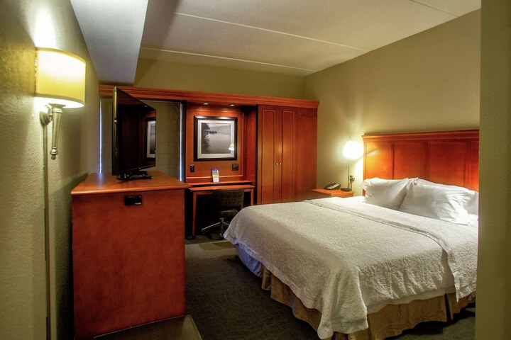 Room 21 of 57