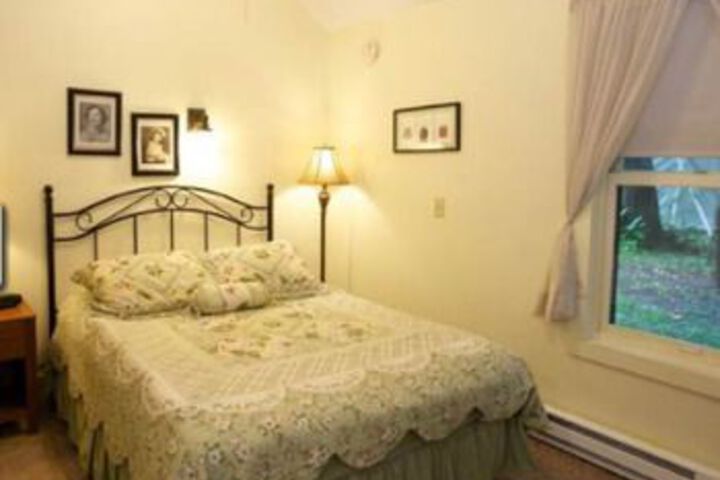 Spicer Castle Inn & Restaurant