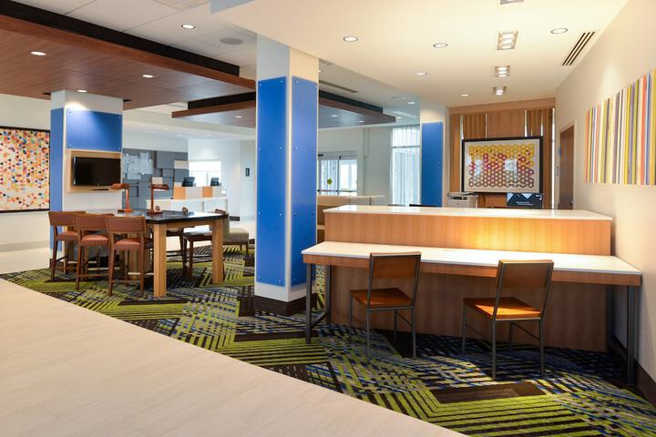 Hotel 6 of 63