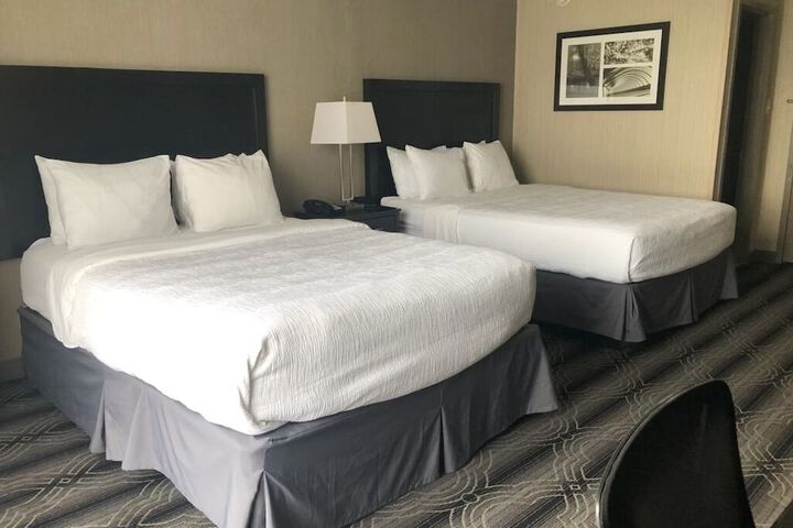 The Grand Laurel Hotel - Philadelphia