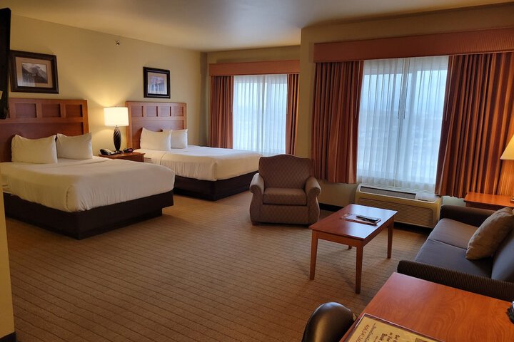 Room 33 of 66