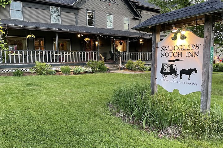 Smugglers Notch Inn