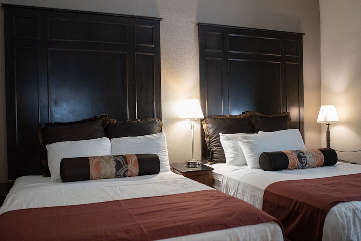 Hotel Chataura