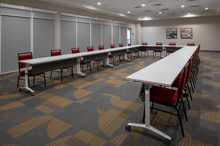 Home2 Suites by Hilton Montgomery Downtown