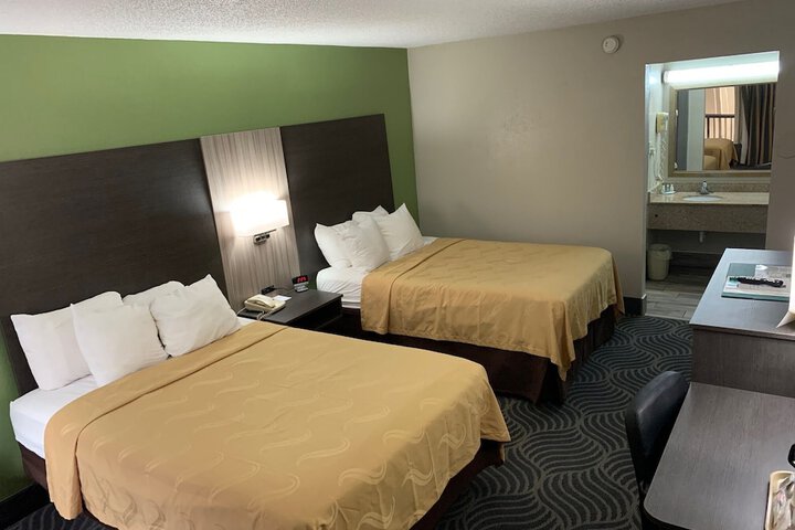 Room 31 of 49