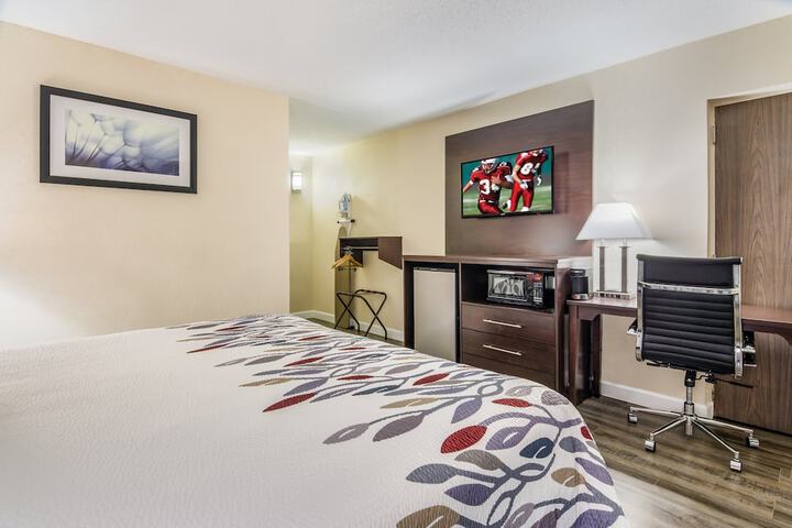 Room 21 of 32