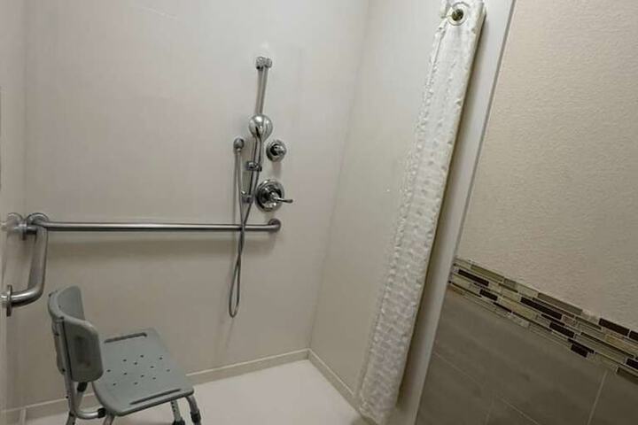 Scottish Inns & Suites Bay City TX
