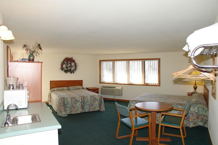 Room 5 of 13